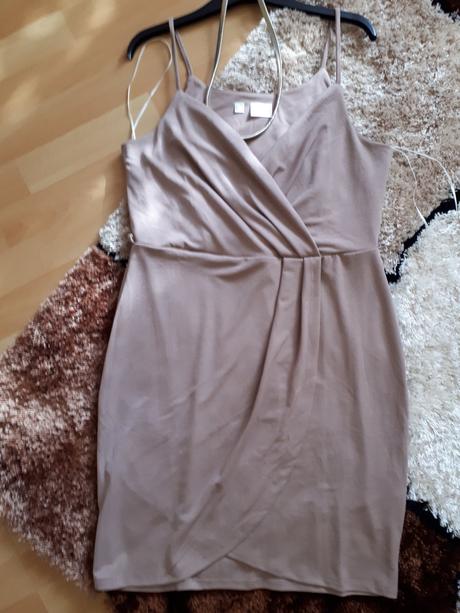 Krasne saty s vystrihom, bonprix,l