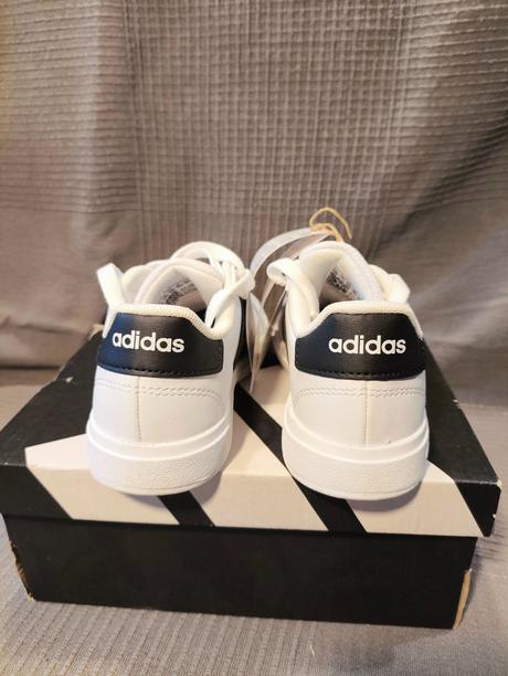 Adidas tenisky, adidas,30