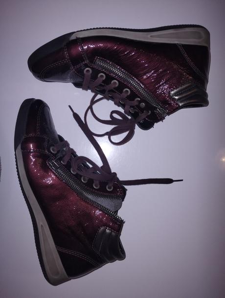 Bordové poltopánky, 37