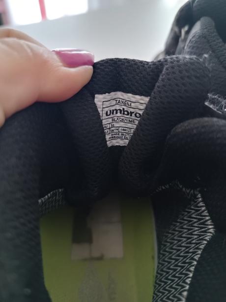 Prechodne topanky, umbro,32