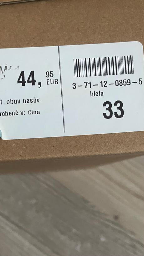 Botasky, champion,33