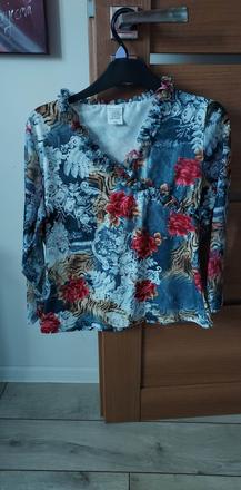 Tričká s kvetinkami veľkosť s, s