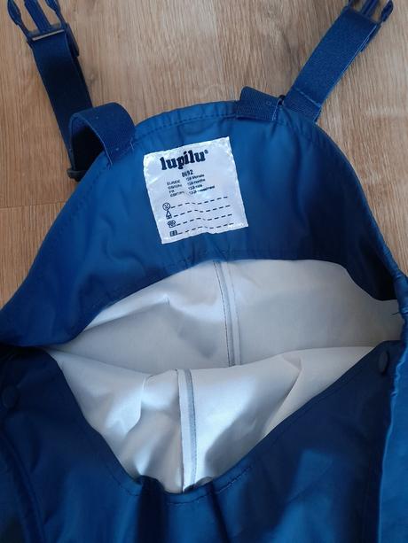 Nohavice do dažďa, lupilu,92