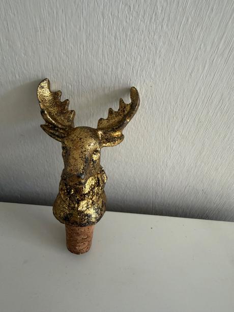 Zátka na flašu s motívom losa,