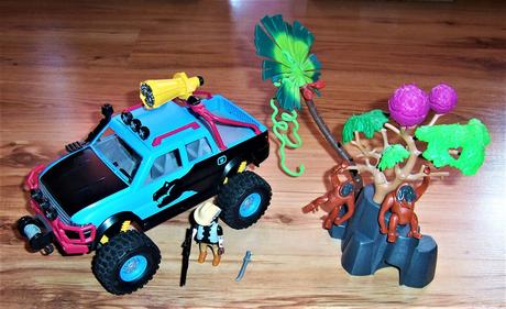Playmobil-super4 rockbrock s jeepom,