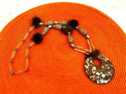 Zaujímavý náhrdelník, 