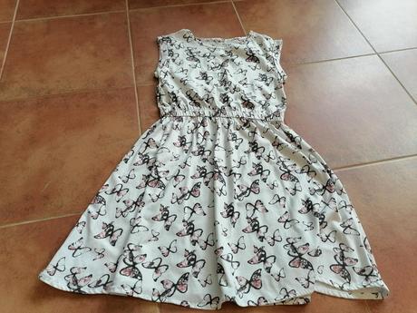 Dievčenské šaty, veľ. 134/140, 134