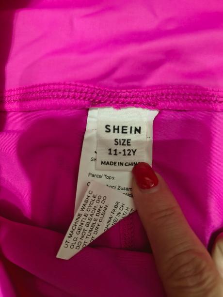 Športové krátke nohavice, 146