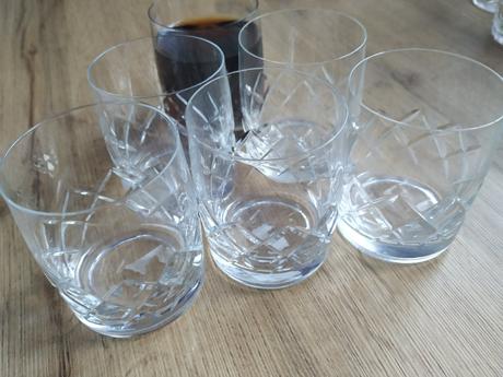Brúsené poháriky, 6ks,