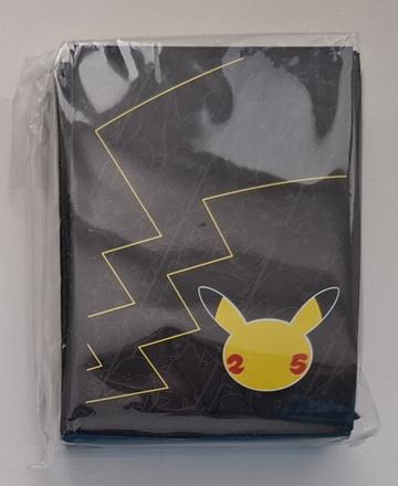 Pokémon obaly na karty "celebrations",