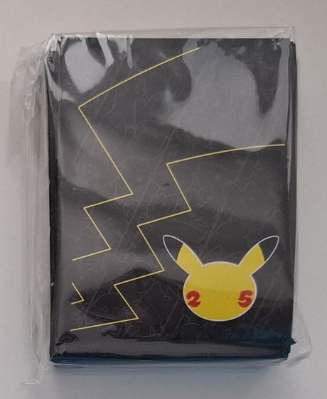 Pokémon obaly na karty "celebrations",