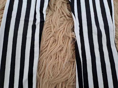 Pásikavé legíny, 104