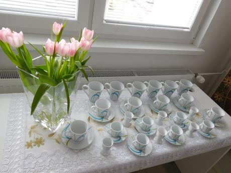 Porcelánová sada na čajík+kapučíno+kávičku-nová, 