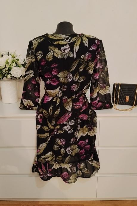Elegantné kvetinové šaty s viazaním v páse, 36 / s