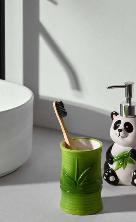 Pohárik na zubnú kefku., 