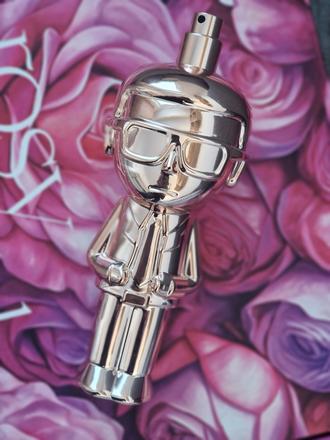 Karl lagerfeld ikonik, 