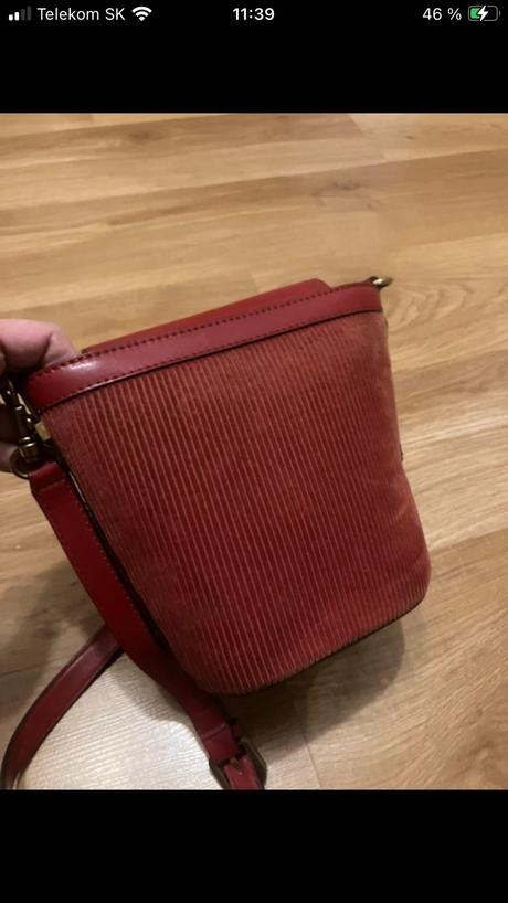 Kabelka guess, guess