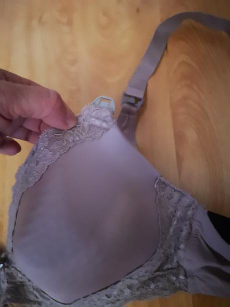 Podprsenka na kojenie h&m, 85,c