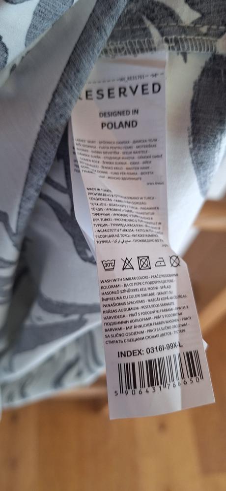 Krásna sukňa, reserved,l