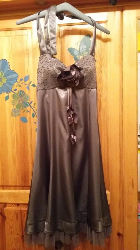 Saténové šaty nenosené, 44