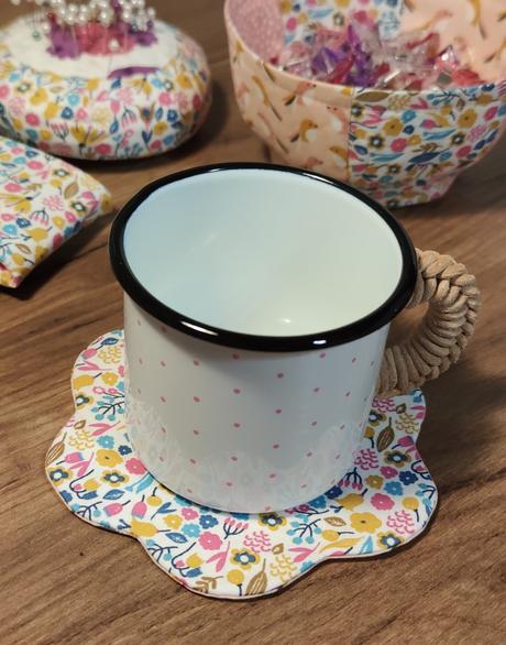 Podpivník/obrúsok pod šálku,