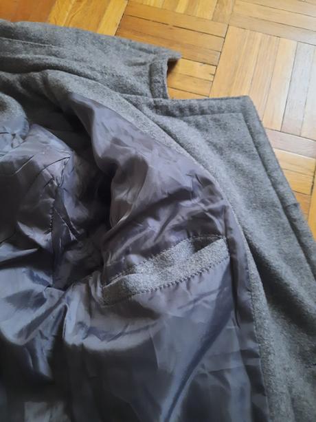 Dámsky kabát s opaskom, fishbone,s