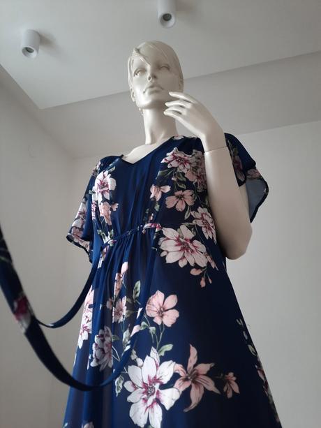 Slávnostné šaty, l