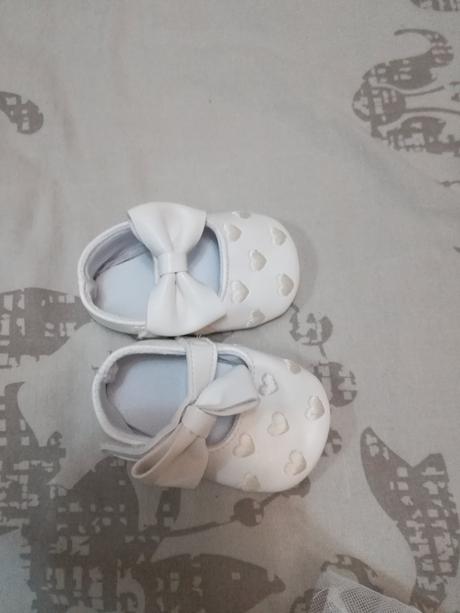 Slávnostné šaty, 68