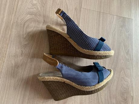 Dámske sandále - veľ. 39, 39