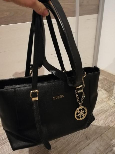 Kabelka guess, guess