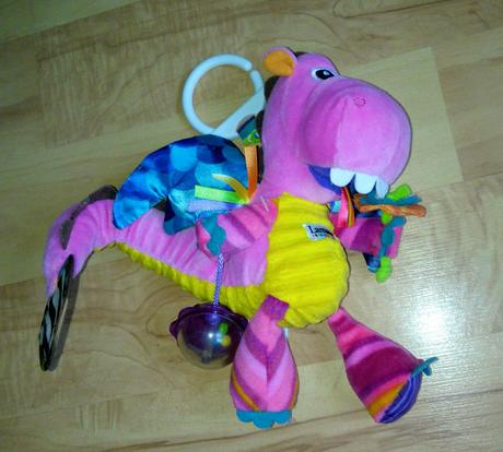 Závesná hračka - lamaze dráčik,