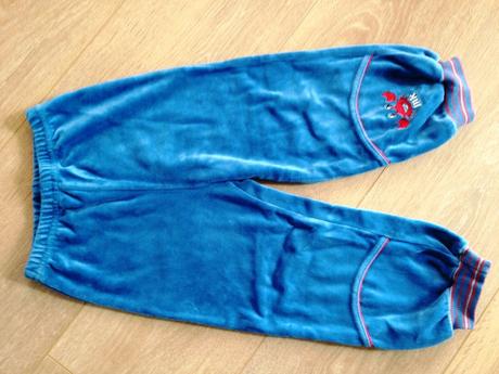 Tepláková súprava, 98