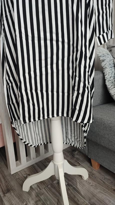 Pasikave košeľové šaty,