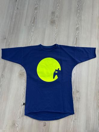 Lemur svietiace tricko, 128