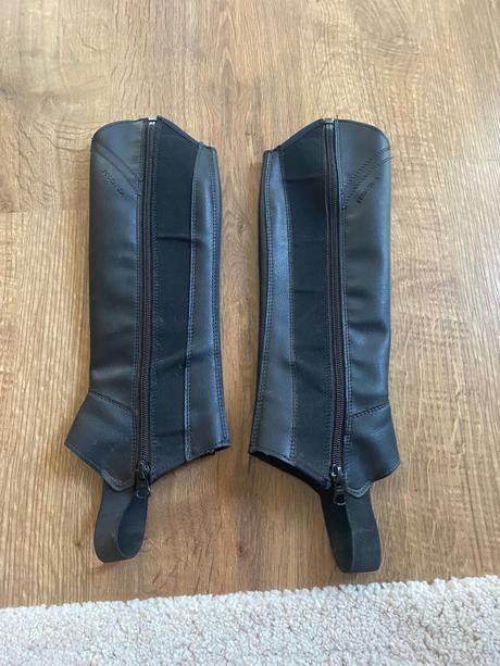 Detske jazdecke chapsy, 134