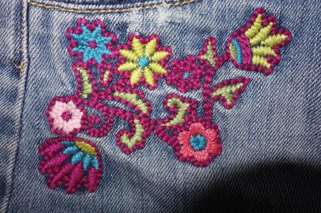 Vyšívaná suknička benetton, benetton,110