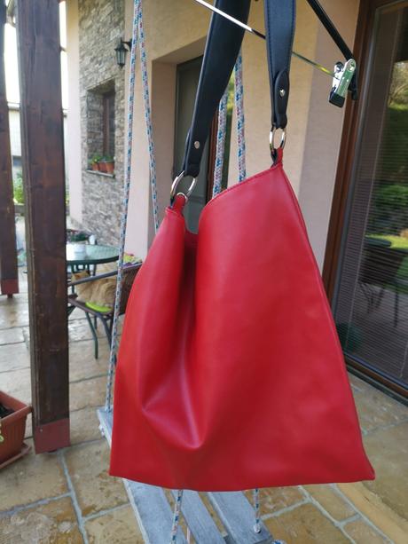 Dámska kabelka, baťa