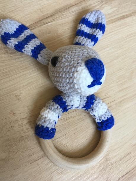 Háčkovaná hrkálka, 