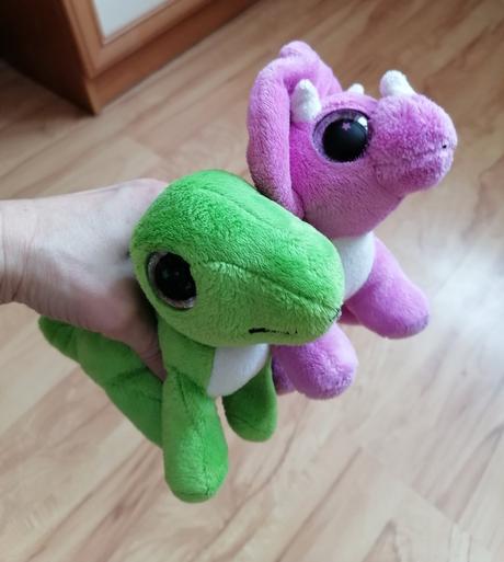 Dinosaury s lesklými očami, 