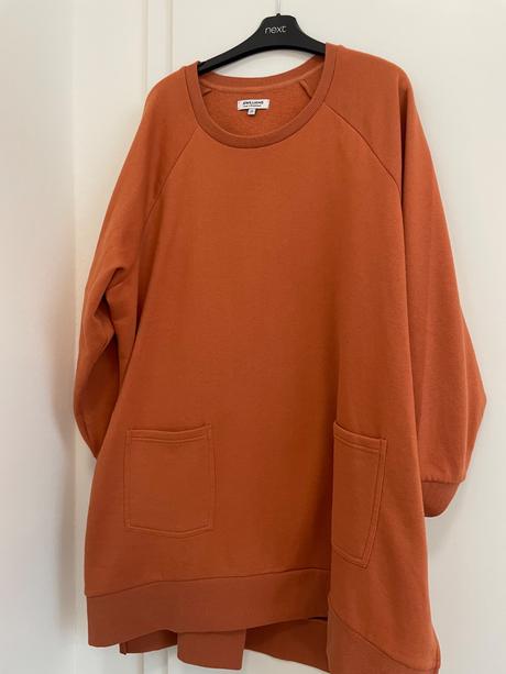 Mega pohodlná predĺžená teplákova mikina, 50