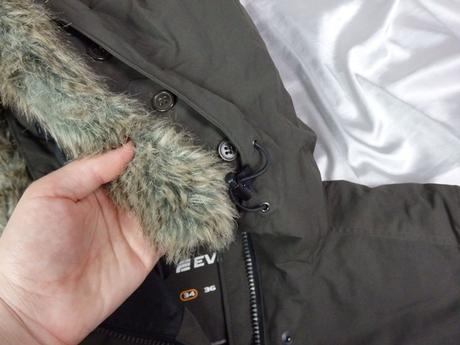 Kvalitná páperová bunda, xs