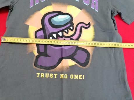 Tricko amog us 152, reserved,152