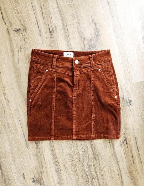 Mencestrova sukna, xs