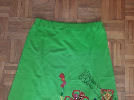 Dámska sukňa, m