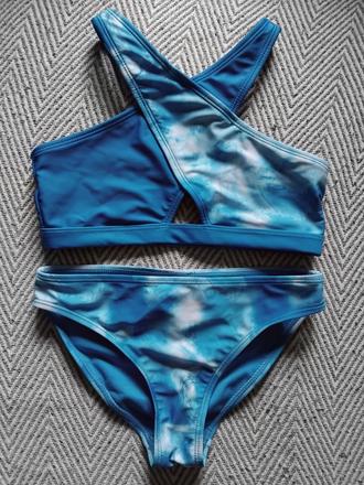 Dvojdielne plavky, 146