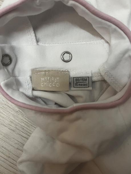 Pôvabné tričko s kvetmi, chicco,80