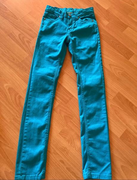 Modré nohavice, 158