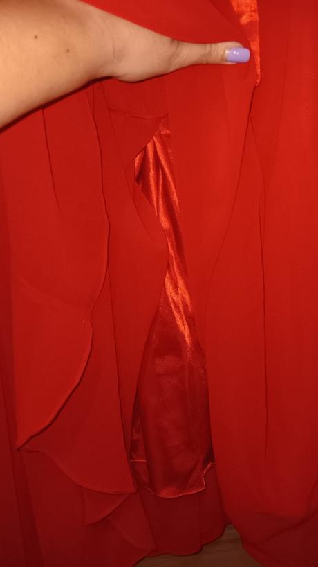 Spoločenské šaty, 40