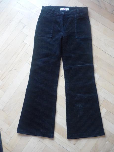 Nohavice z hrubšieho menžestru, l