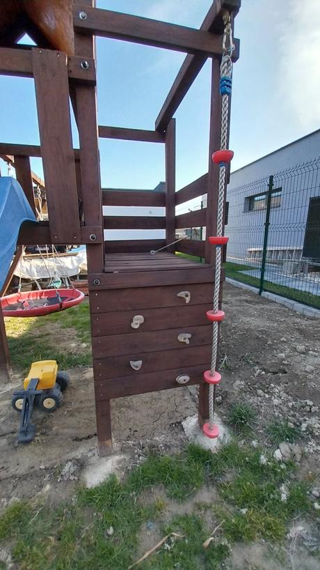 Detske ihrisko, hupacky, smykalka, 